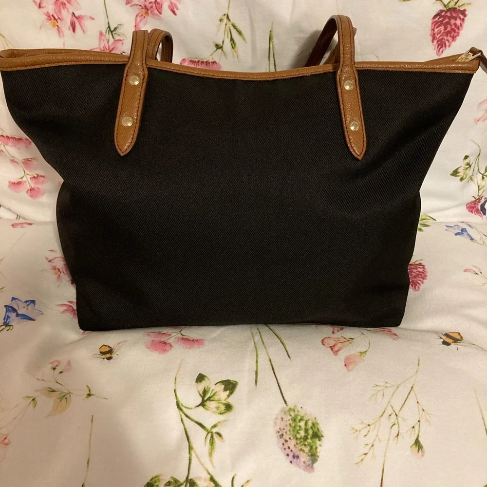 Coach Black and Tan Tote Bag with Gold Hardware - Picture 2 of 13